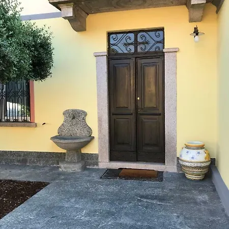 Casa Patrizia 3* 그라벨로나 토체